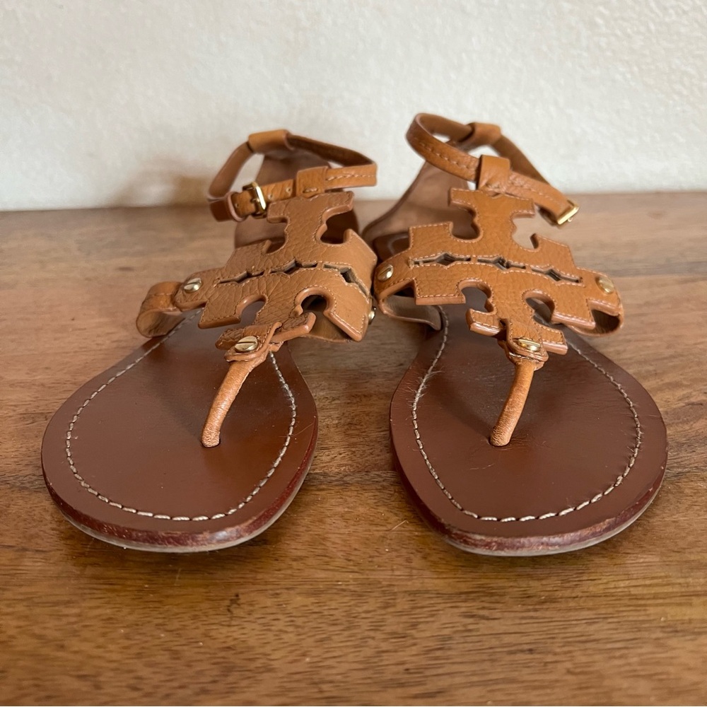 Tory Burch Phoebe Flat Thong Sandals Brown Leather Logo Size 7.5 M - Picture 3 of 9